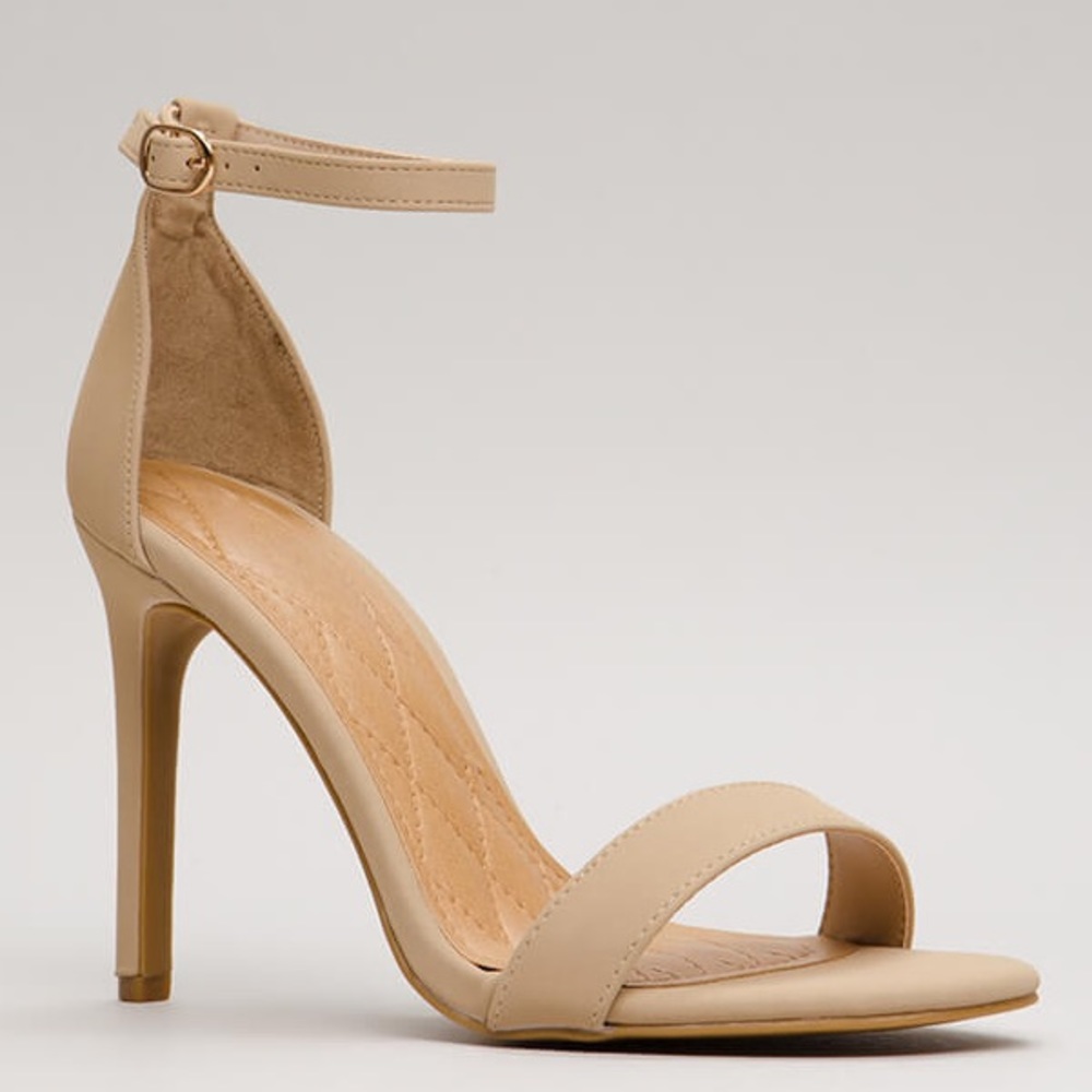 💕 New in Box Nude Open Toe Heels 💕